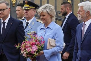 Eva Pavlová vyřešila dilema krátkých a dlouhých vlasů